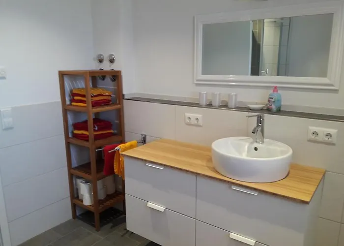 Geraeumige Ferienwohnung In Bierdorf Am Ammersee *